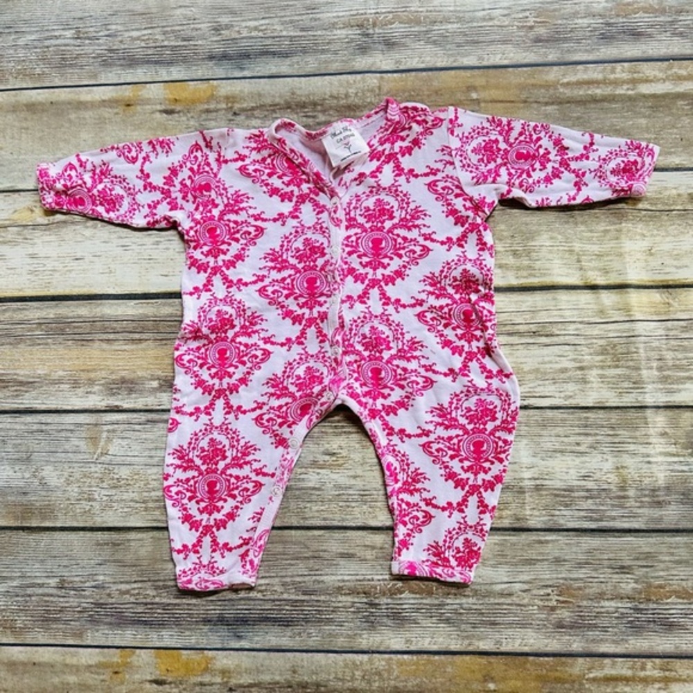 Baby girls adorable onesie! Size 12 M